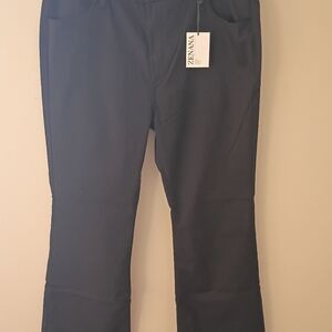 Zenana Outfitters Women's Black Flare Pants